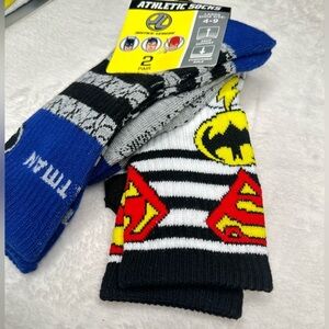 Batman & Superman Socks 2 Pair Shoe Size Large 4-9 Arch Support Cushioned Sole